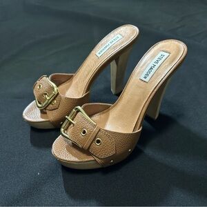 Steve Madden Tan Leather Platform Slide Heels with Gold Buckle